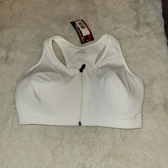 Six Sport Bras - Saucony, CW-X, Moving Comfort, Champion - Picture 4 of 16